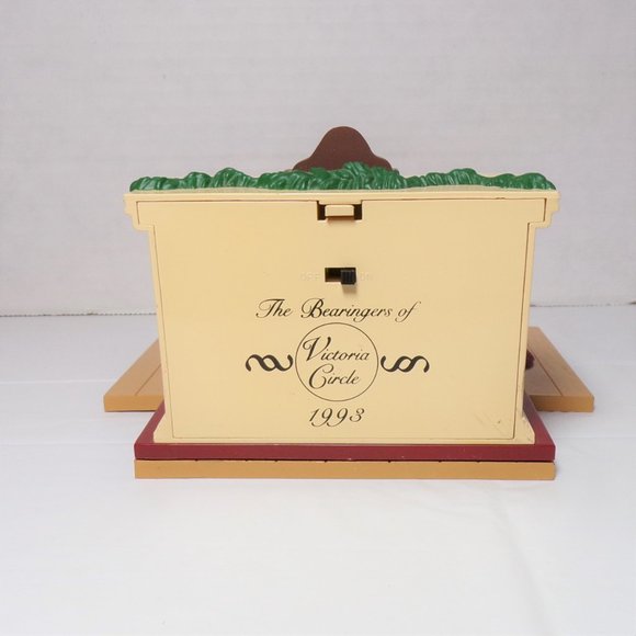 Hallmark The Bearingers Victoria Circle Bear Family 5 Ornaments Christmas 1993 - Picture 5 of 16